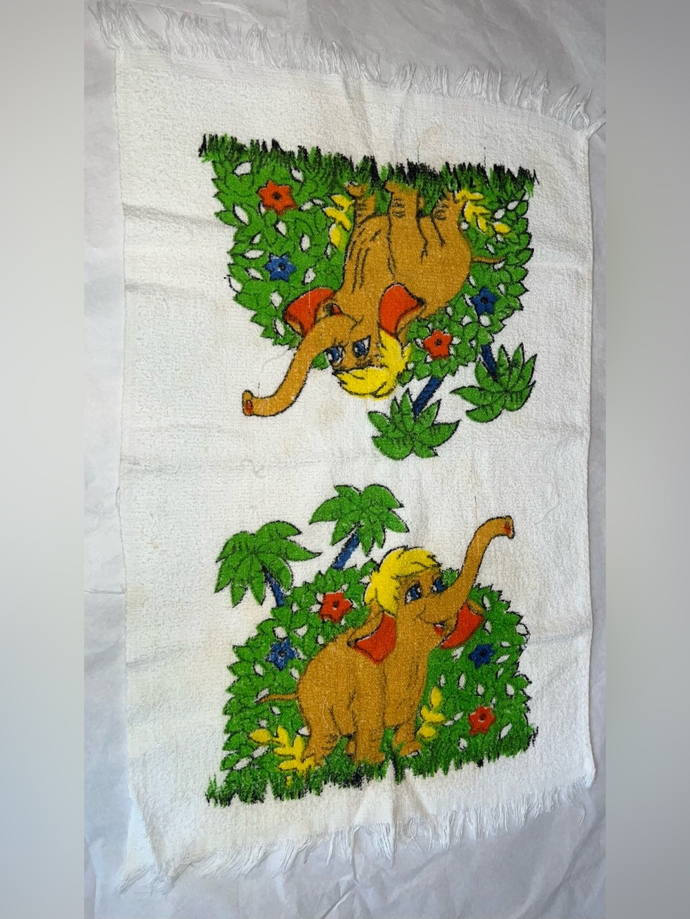 🔴Vintage Elephant Print White Hand Towel Floral Double Image Terry Fringe